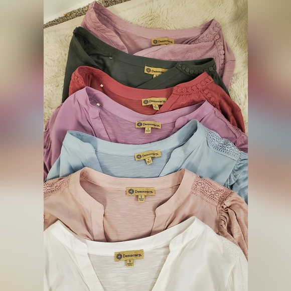 Democracy Embroidered Rayon Button Front Top S Smokey Blue - Picture 12 of 12